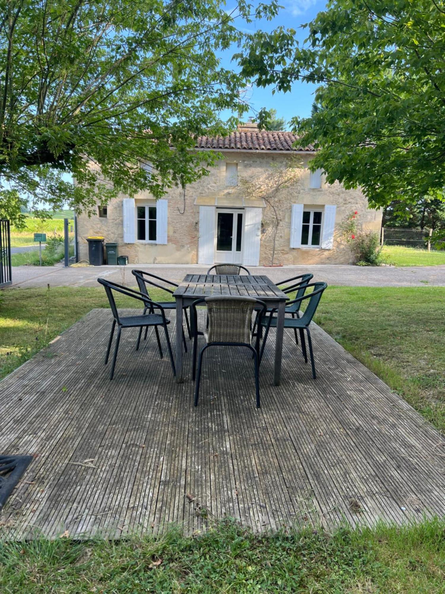Maison De Campagne Chez Georges Saint-Sulpice-de-Pommiers Eksteriør billede